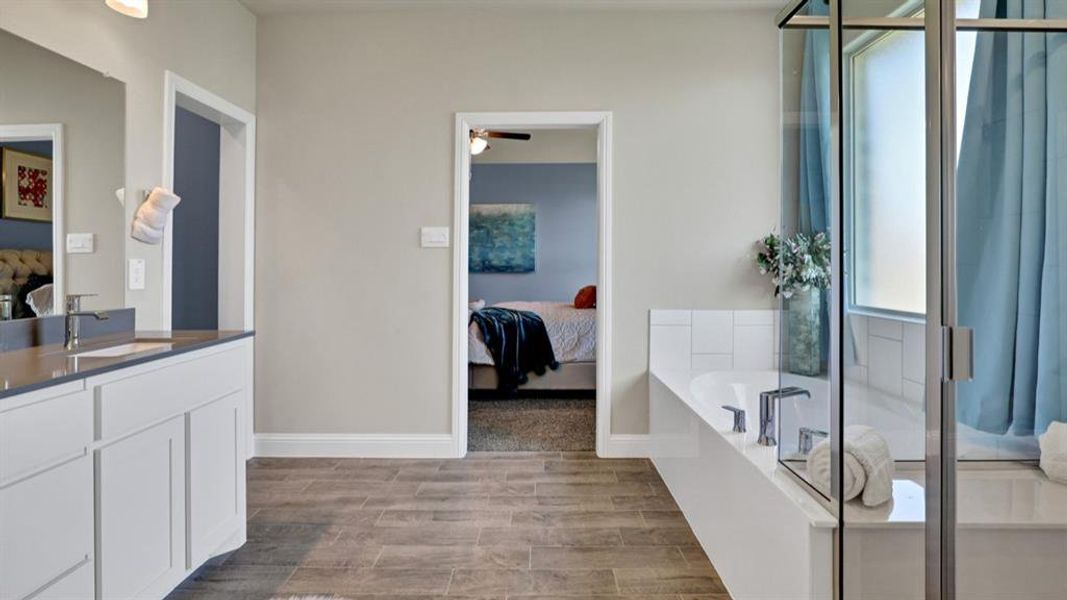 Furnished interior view inside a new home in Lakeview Pointe, Grand Prairie (Image 19).