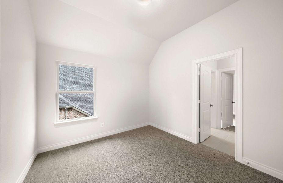 Representative unfurnished interior of a home built from the 3099 by Ravenna Homes in The Highlands 55′, Porter (Image 40). Representative unfurnished interior of a home built from the 3099 by Ravenna Homes in The Highlands 55′, Porter (Image 40).