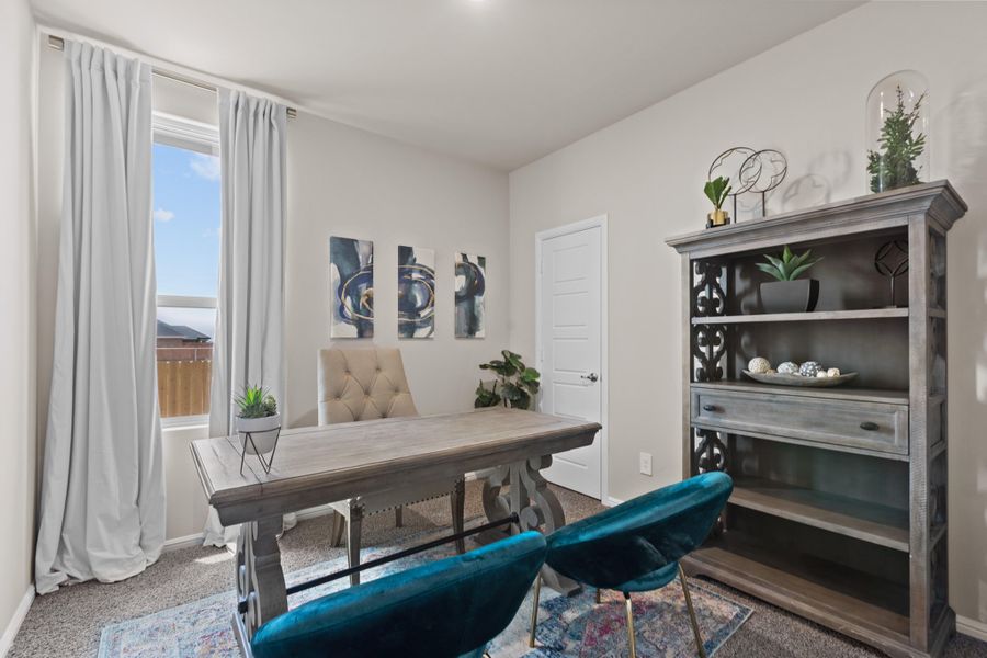 Representative furnished interior of a home built from the Oxford by D.R. Horton in Yukon Ridge, Odessa (Image 24). Representative furnished interior of a home built from the Oxford by D.R. Horton in Yukon Ridge, Odessa (Image 24).