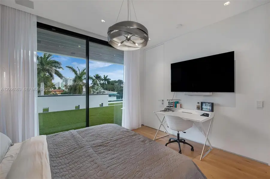 Furnished interior view inside a new home in , Miami Beach (Image 29).