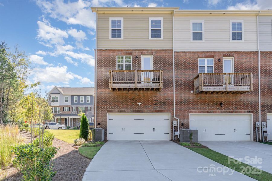 Exterior details and patio area of a home in , Mint Hill (Image 2).