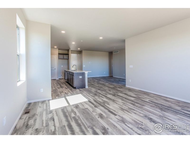 EXAMPLE PHOTO: OPEN FLOOR PLAN