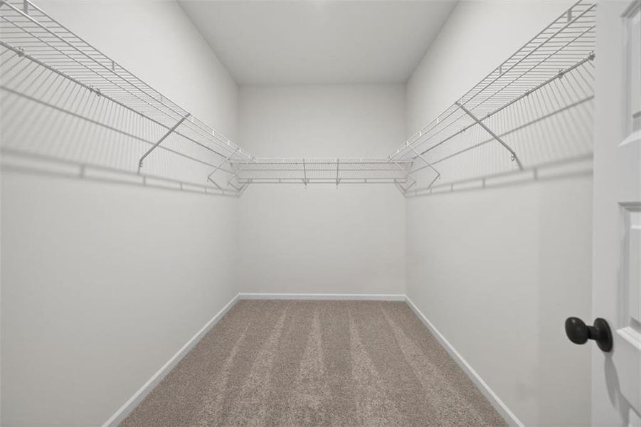 Spacious, unfurnished interior of a new home in Sanders Park, Austell (Image 23).