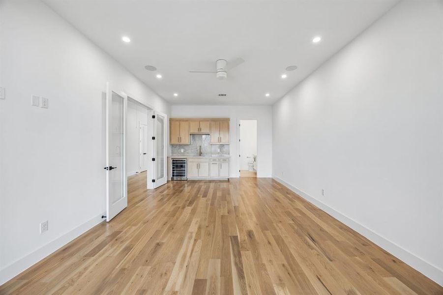 Spacious, unfurnished interior of a new home in , Dallas (Image 22).