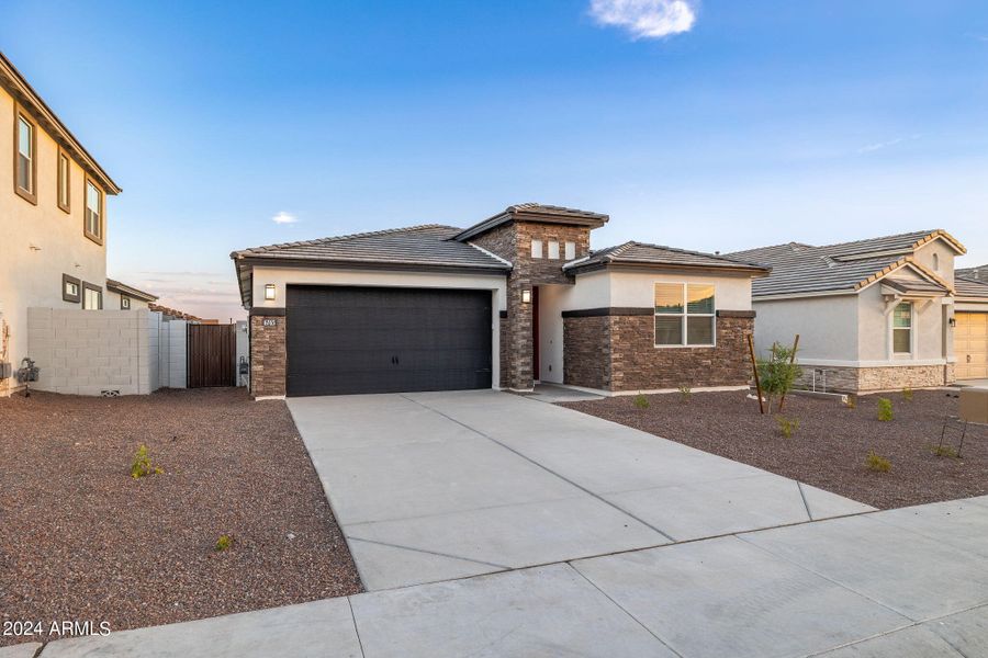 31-web-or-mls-6765-w-molly-ln-57-aloravi