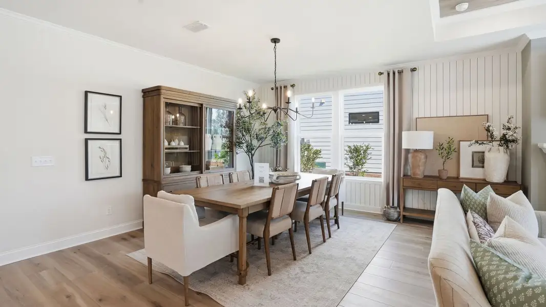 Representative furnished interior of a home built from the Renown by Del Webb in Del Webb Point Hope, Charleston (Image 16). Representative furnished interior of a home built from the Renown by Del Webb in Del Webb Point Hope, Charleston (Image 16).