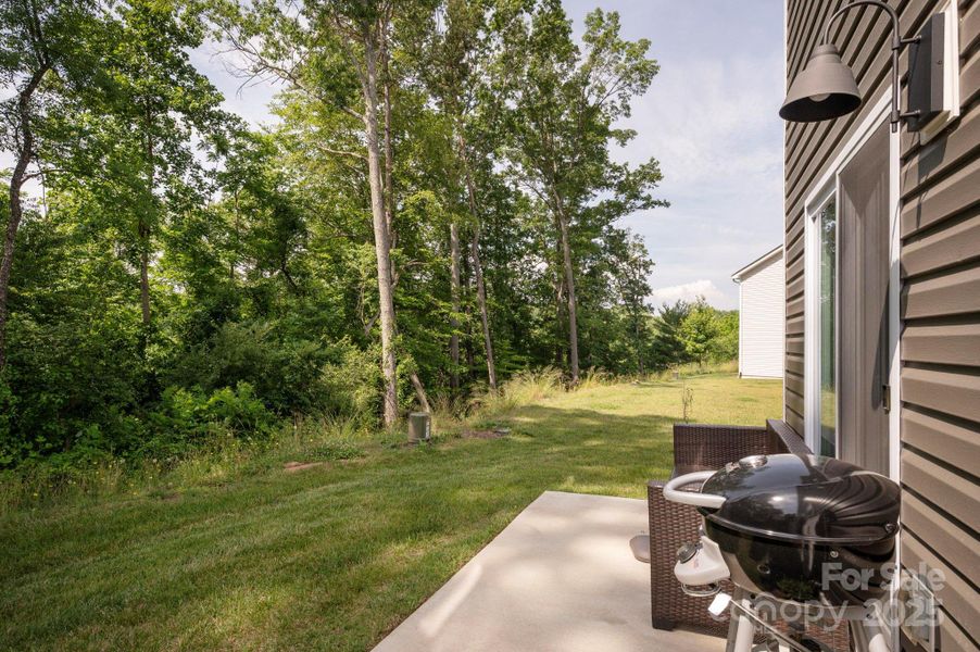 Facing Trees Provides Privacy Facing Trees Provides Privacy