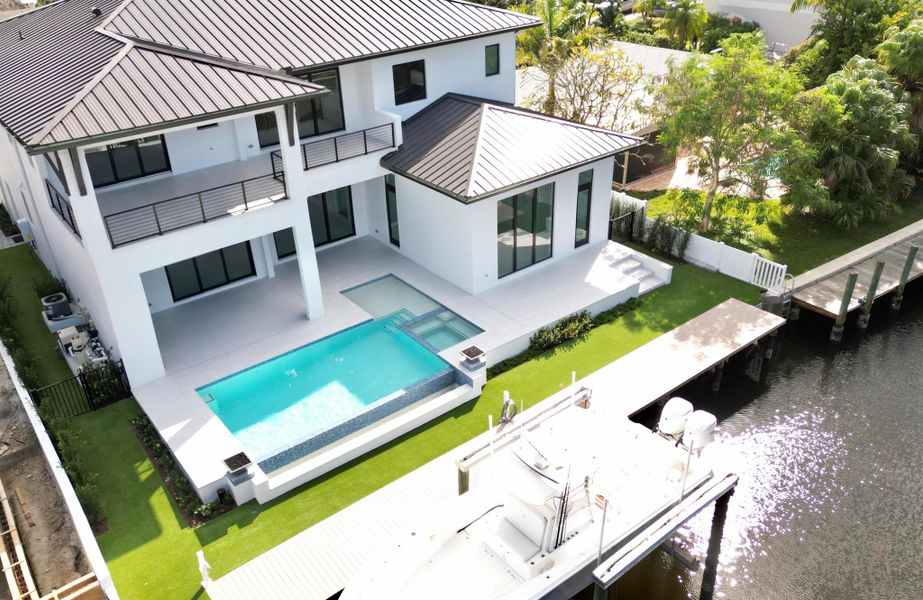 Exterior details and patio area of a home in , Palm Beach Gardens (Image 31).