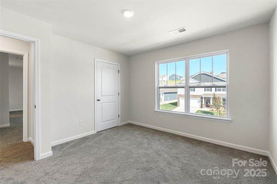 Spacious, unfurnished interior of a new home in Valleywood Farms, Waynesville (Image 13). Spacious, unfurnished interior of a new home in Valleywood Farms, Waynesville (Image 13).