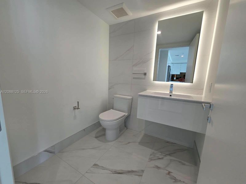 Image 33 of a home in .