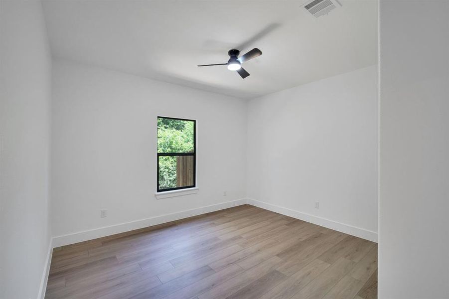 Spacious, unfurnished interior of a new home in , Hillsboro (Image 16).
