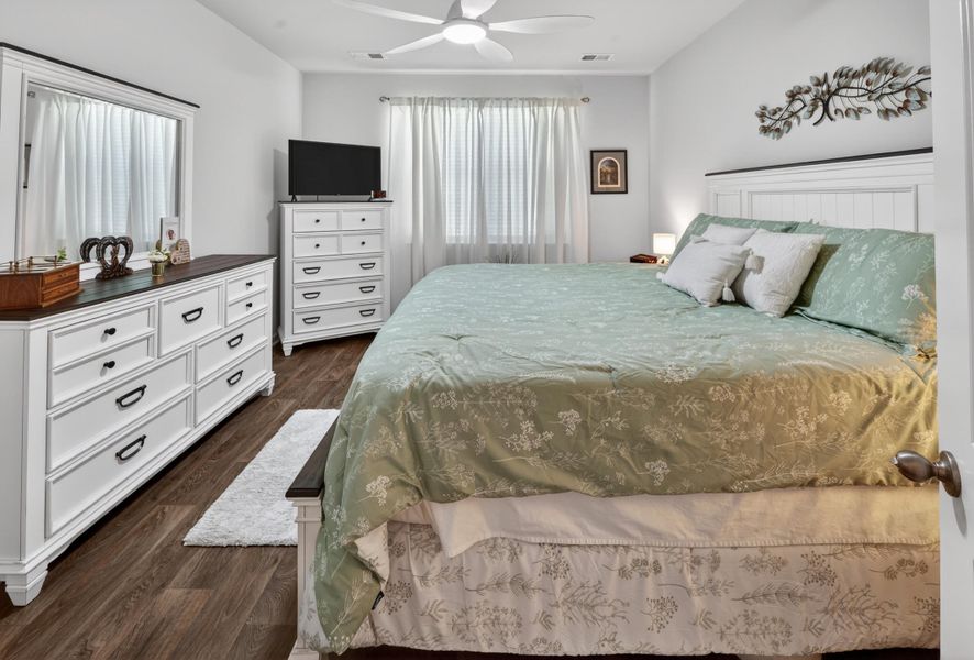 Furnished interior view inside a new home in Carolina Groves, Moncks Corner (Image 10).