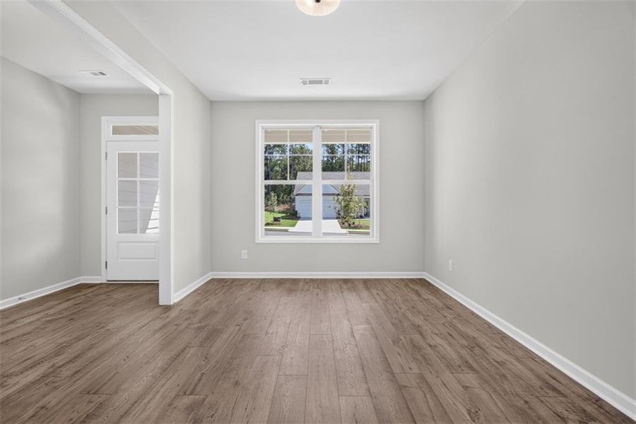 Spacious, unfurnished interior of a new home in , Athens (Image 56).