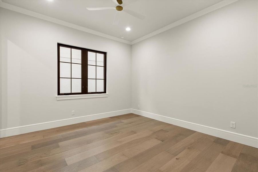 Spacious, unfurnished interior of a new home in , Montverde (Image 20).