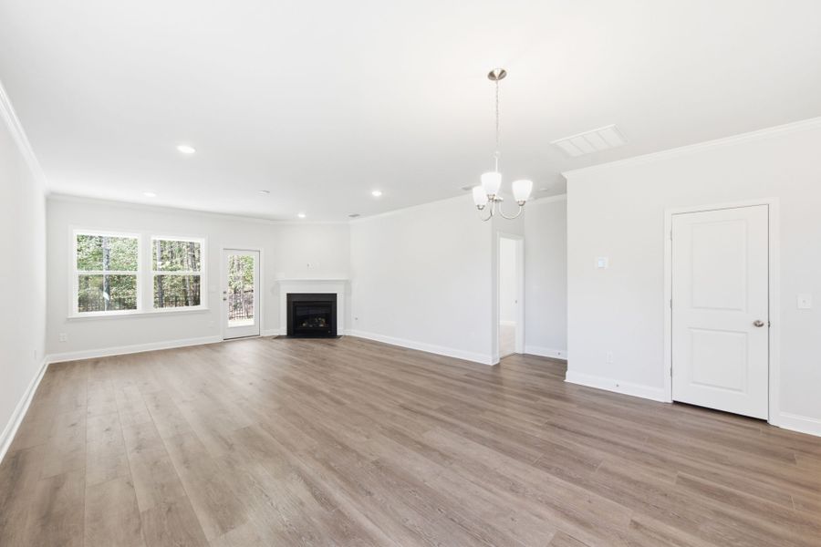 Spacious, unfurnished interior of a new home in Carriage Estates, Lexington (Image 30).