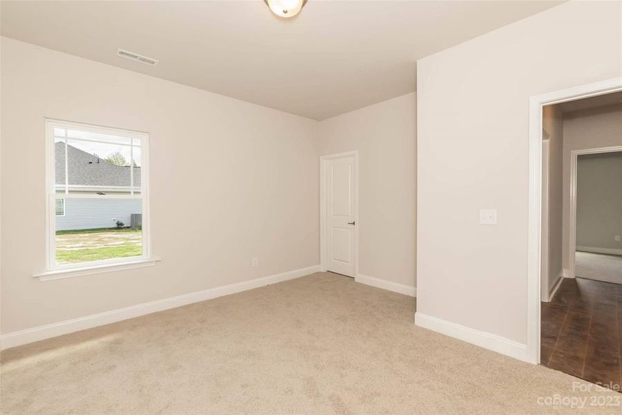 Spacious, unfurnished interior of a new home in Williams Grove, Bailey (Image 17).
