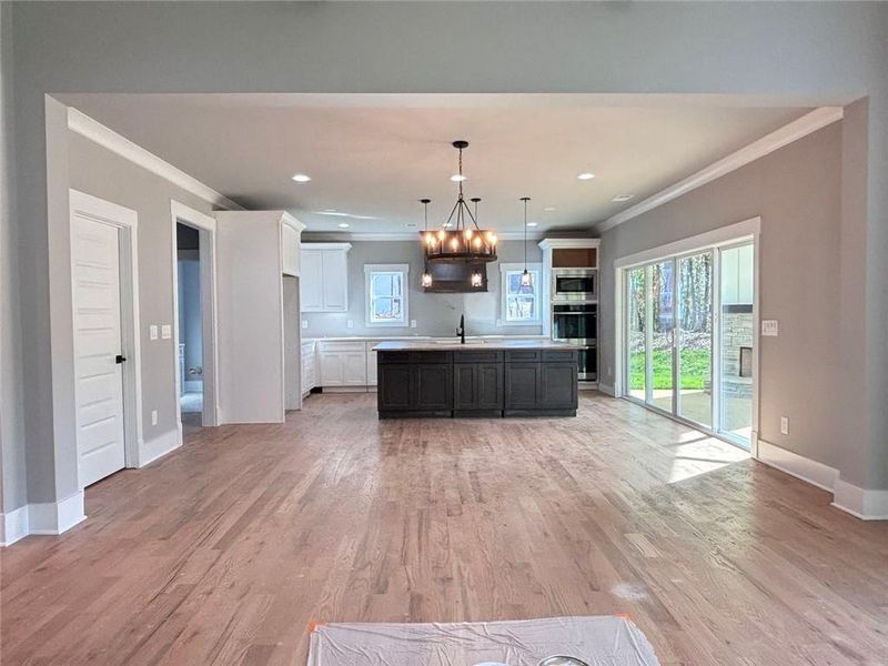 Spacious, unfurnished interior of a new home in , Jefferson (Image 29).