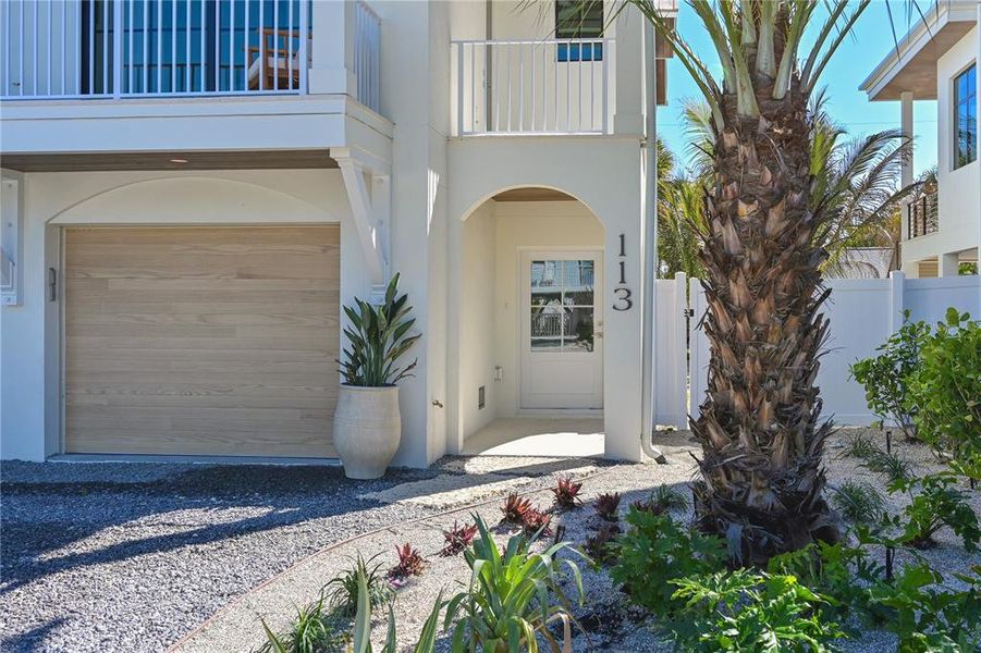 Exterior details and patio area of a home in , Anna Maria (Image 23).