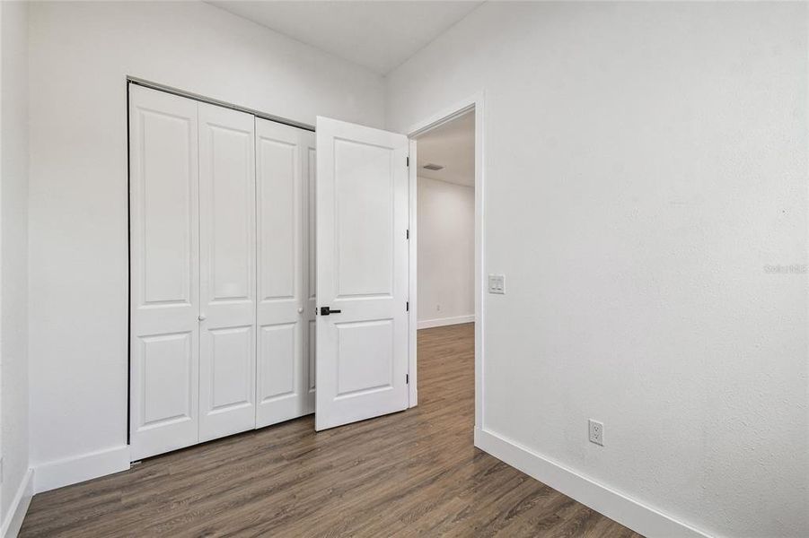 Spacious, unfurnished interior of a new home in , Spring Hill (Image 34).
