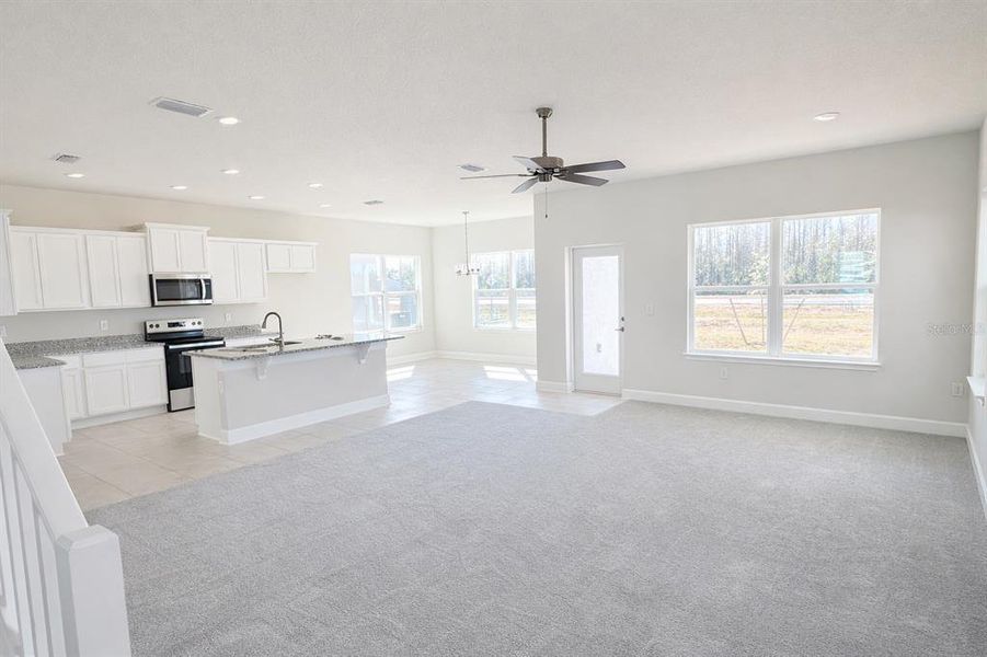 Spacious, unfurnished interior of a new home in , Harmony (Image 5).