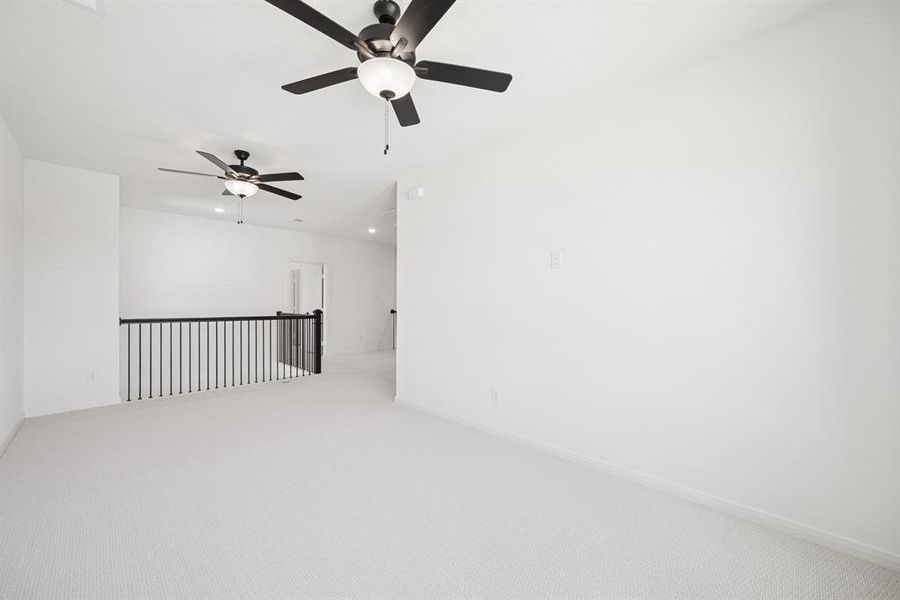 Spacious, unfurnished interior of a new home in Terraces – Classics, Rockwall (Image 23). Spacious, unfurnished interior of a new home in Terraces – Classics, Rockwall (Image 23).