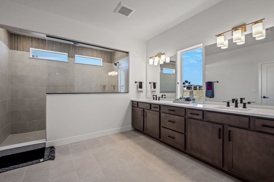Owner's Bath Owner's Bath