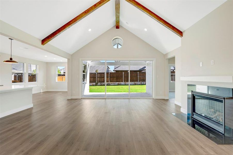 Spacious, unfurnished interior of a new home in Elevon, Lavon (Image 24).