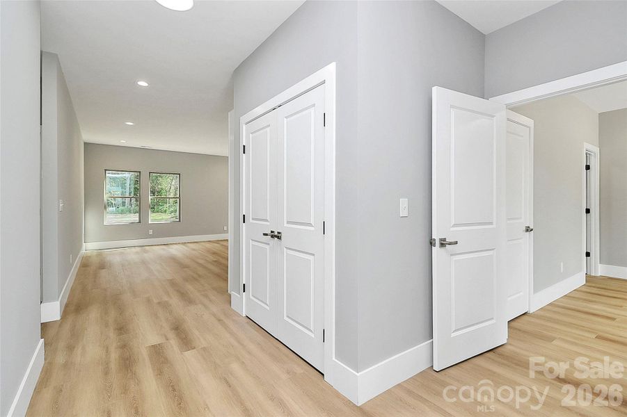 Spacious, unfurnished interior of a new home in , Rock Hill (Image 29). Spacious, unfurnished interior of a new home in , Rock Hill (Image 29).