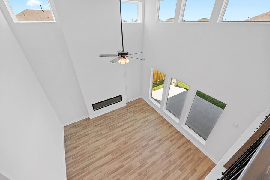 Representative image. Features, specifications, selections and colors may vary.