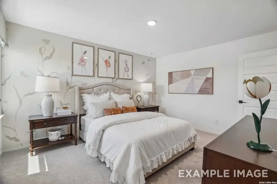 Furnished interior view inside a new home in Mesa Vista, San Antonio (Image 26).