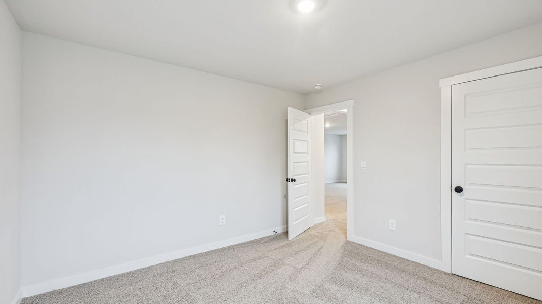 Representative unfurnished interior of a home built from the Dijon B by D.R. Horton in Harvest Point, Spring Hill (Image 26). Representative unfurnished interior of a home built from the Dijon B by D.R. Horton in Harvest Point, Spring Hill (Image 26).