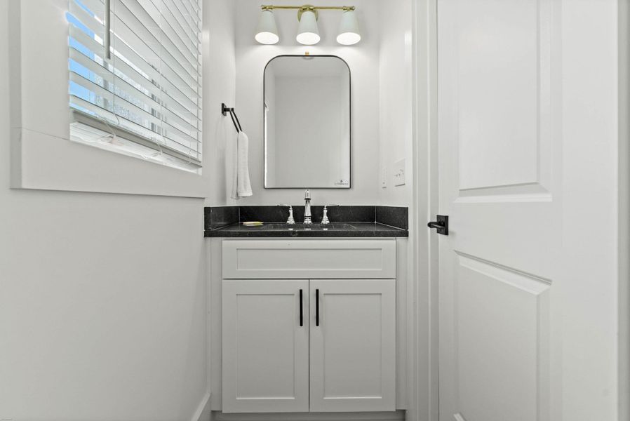 Image 52 of a home in .