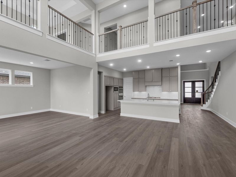 Spacious, unfurnished interior of a new home in Sienna 60’, Missouri City (Image 22).
