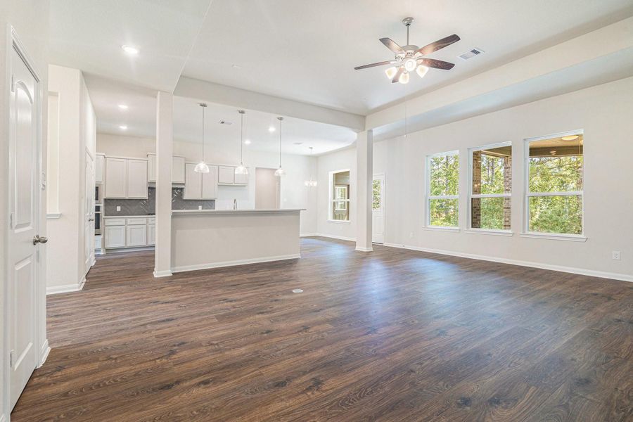 Image 24 of a home in Deer Pines.