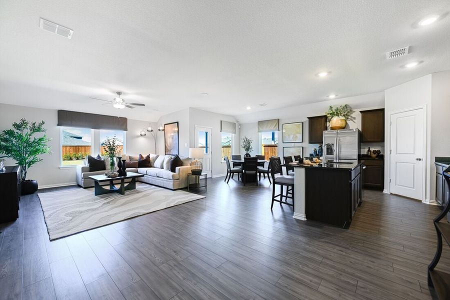 Community amenities associated with the Kyle by Taylor Morrison in River Ridge, Crandall (Image 22).