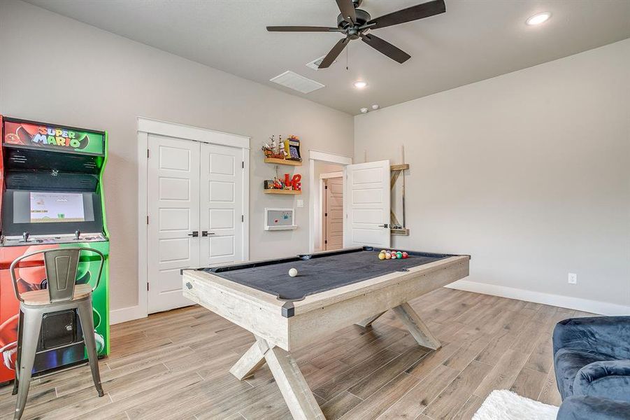 Furnished interior view inside a new home in , Weatherford (Image 14).