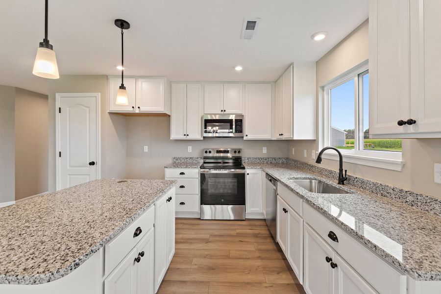 Representative furnished interior of a home built from the Beacon by Fischer Homes in Cherry Glen, Euharlee (Image 7). Representative furnished interior of a home built from the Beacon by Fischer Homes in Cherry Glen, Euharlee (Image 7).