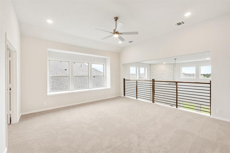 Spacious, unfurnished interior of a new home in Addison Hills, Cedar Hill (Image 21).