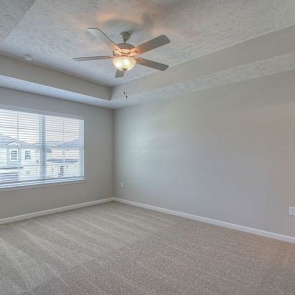 Spacious, unfurnished interior of a new home in Jackson Towne, Murfreesboro (Image 15).