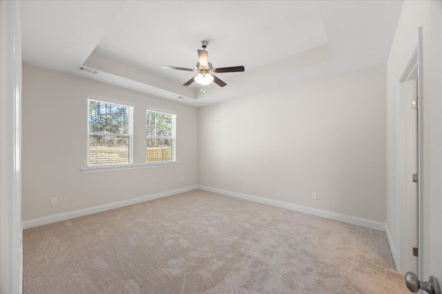 Spacious, unfurnished interior of a new home in Windsor, North Augusta (Image 20).