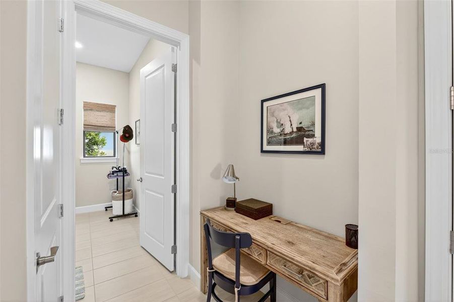 Furnished interior view inside a new home in , Venice (Image 26).