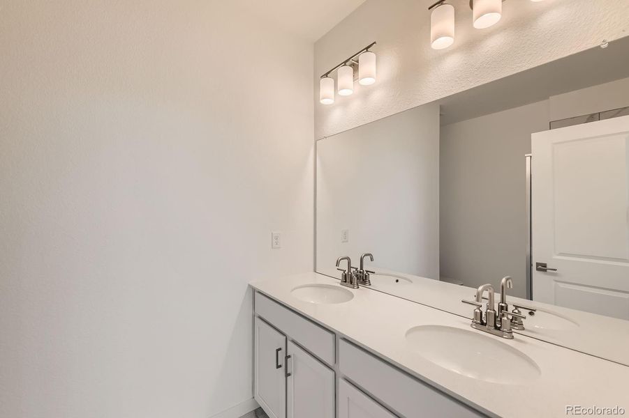 Furnished interior view inside a new home in , Broomfield (Image 10).