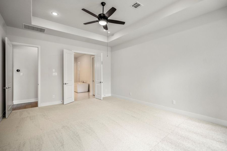 Spacious, unfurnished interior of a new home in The Woodlands Hills, Willis (Image 27). Spacious, unfurnished interior of a new home in The Woodlands Hills, Willis (Image 27).