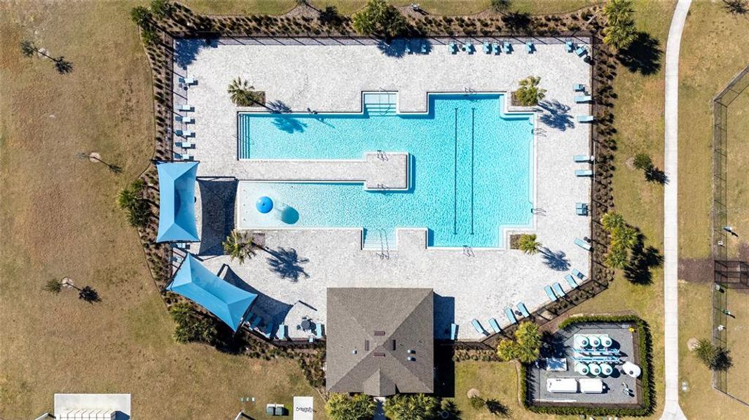 Community amenities in , Lake Alfred (Image 32).