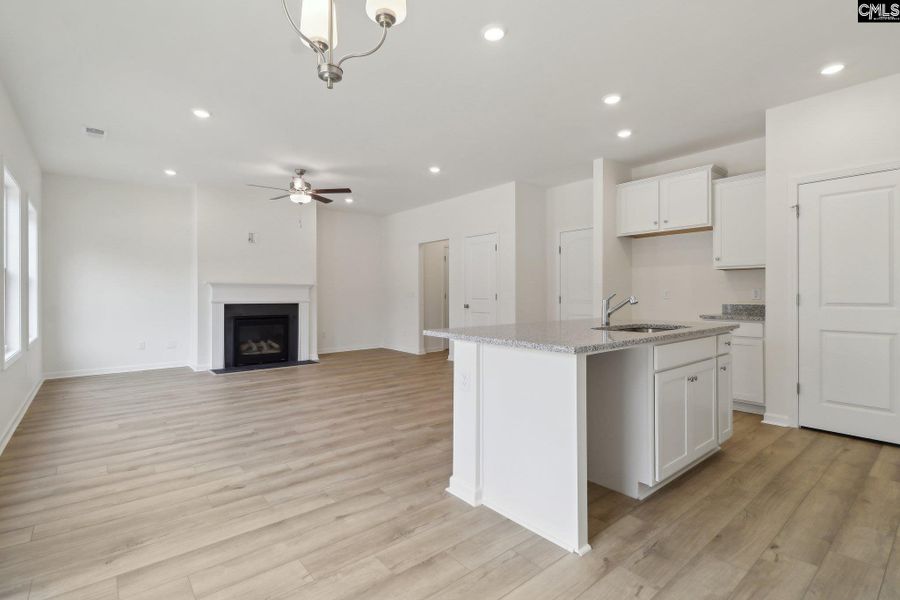 Spacious, unfurnished interior of a new home in Peachtree Hills, Lexington (Image 18).