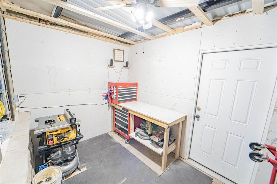 Image 33 of a home in .