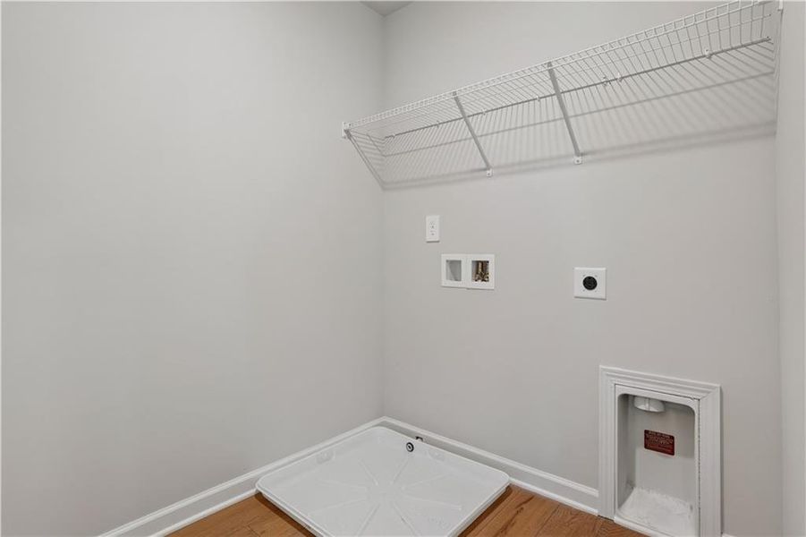 Spacious, unfurnished interior of a new home in Austin Ridge, Commerce (Image 21).