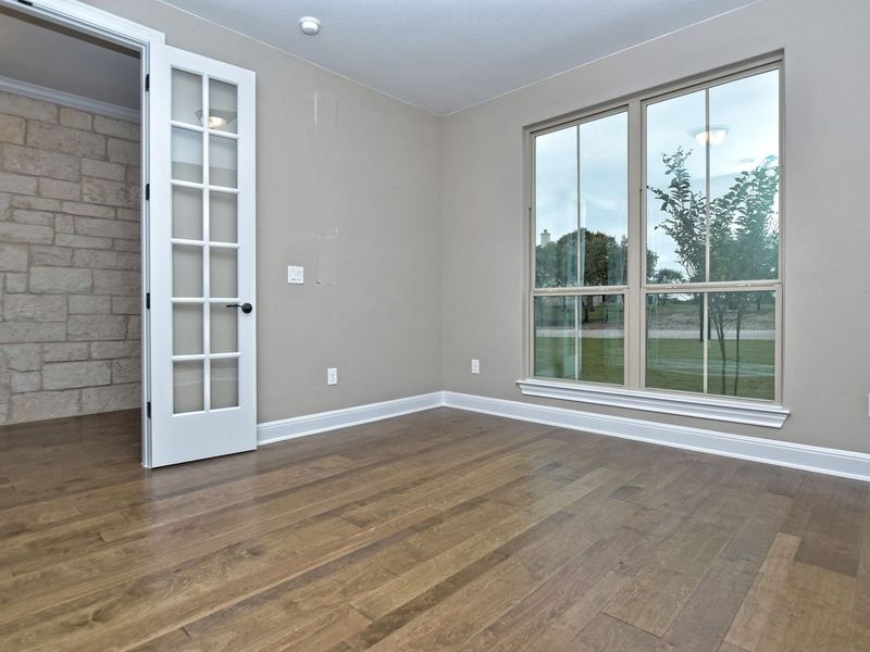 Representative unfurnished interior of a home built from the Madera II by Giddens Homes in Scofield Farms Estates, Georgetown (Image 414).
