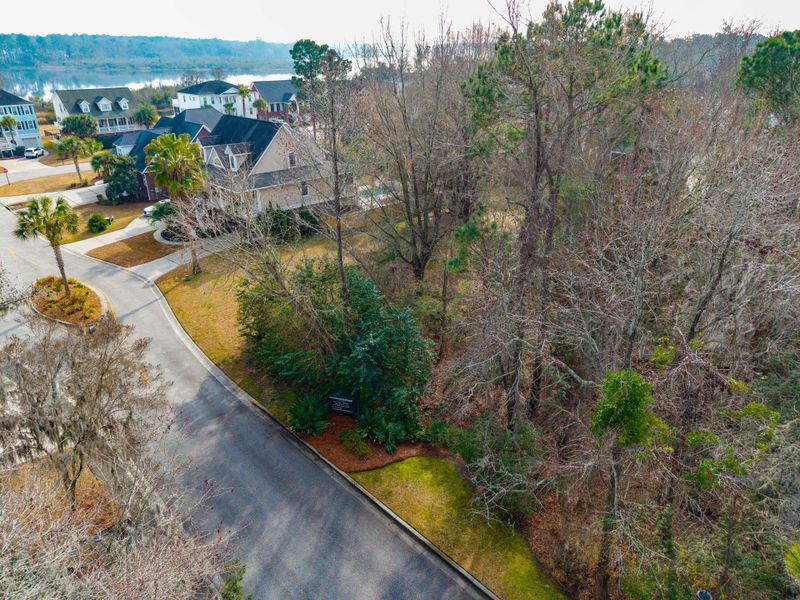 Natural landscape and outdoor views near in Hanahan (Image 21). Natural landscape and outdoor views near in Hanahan (Image 21).