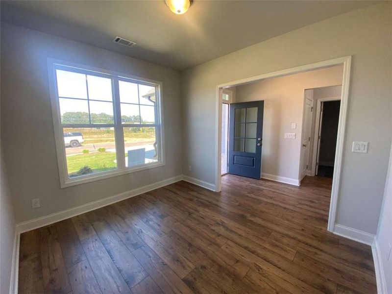 Spacious, unfurnished interior of a new home in , Jefferson (Image 25).